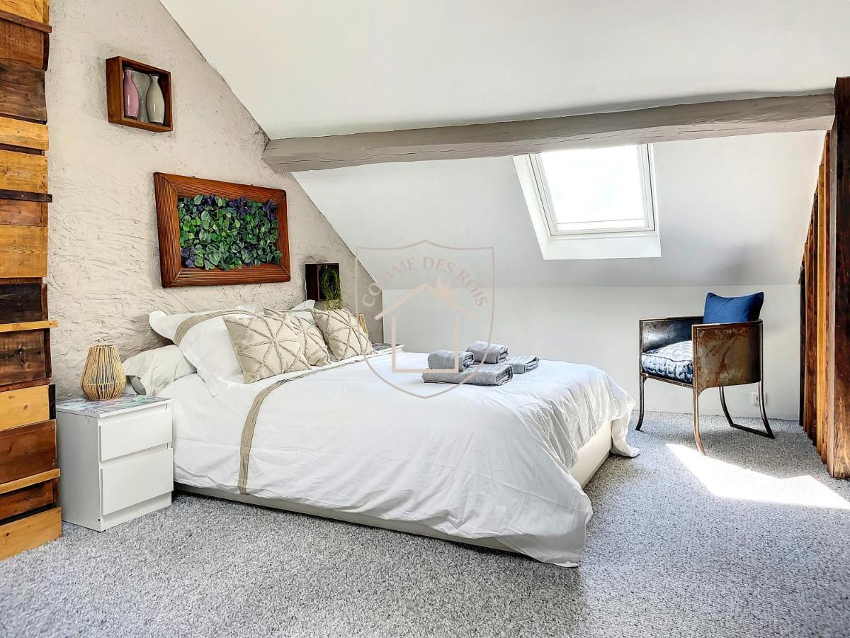 Appartement Le Donjon Des Rois à Dourdan Extérieur photo