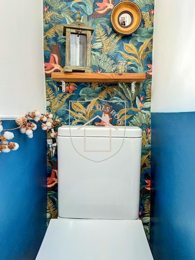Appartement Le Donjon Des Rois à Dourdan Extérieur photo